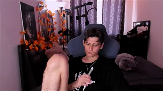 Foxicfu online show from November 22, 9:19 am