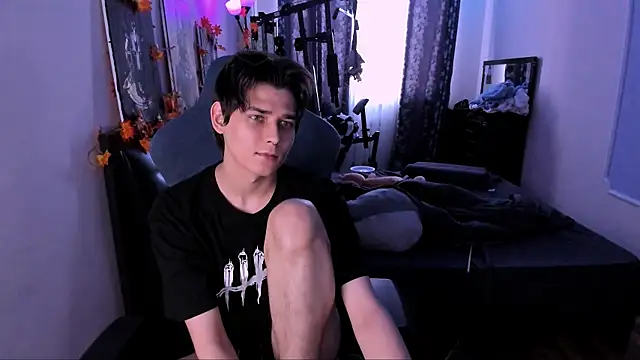 Foxicfu online show from January 10, 9:26 am