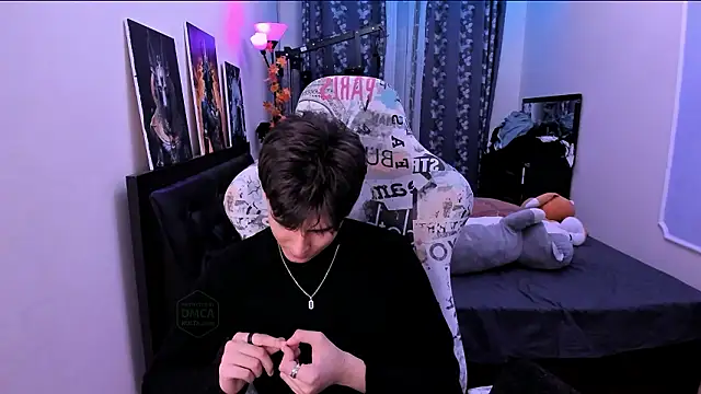 Foxicfu online show from February 26, 2:06 pm