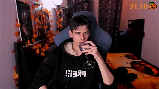 Foxicfu online show from October 28, 6:07 pm