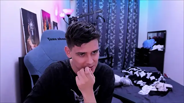 Foxicfu online show from September 20, 12:54 pm