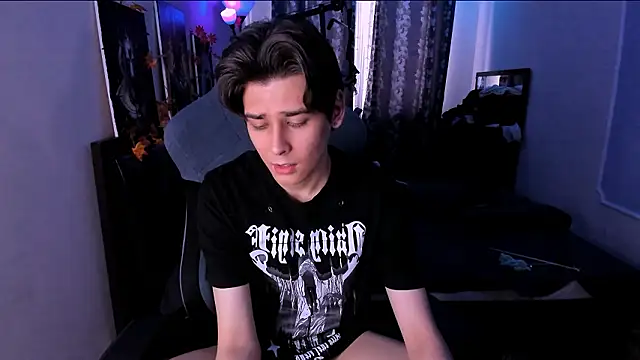 Foxicfu online show from January 18, 11:02 am