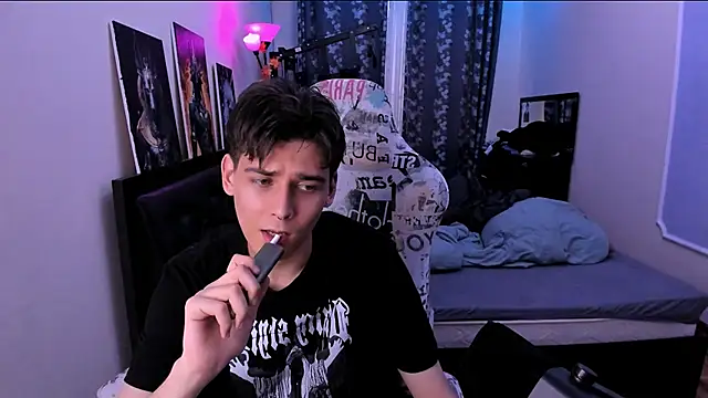 Foxicfu online show from February 23, 11:55 am