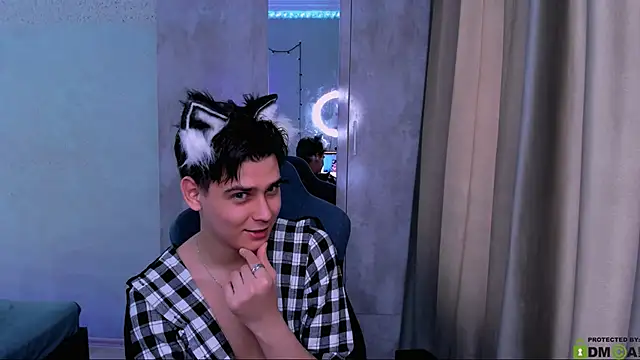 Foxicfu online show from March 22, 9:34 am