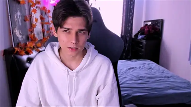 Foxicfu online show from December 22, 8:58 am