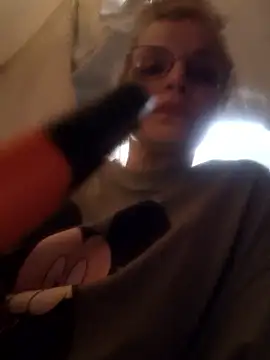 BritneyHudson online show from January 18, 4:21 pm