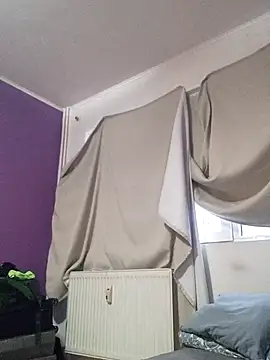 BritneyHudson online show from December 21, 6:26 am