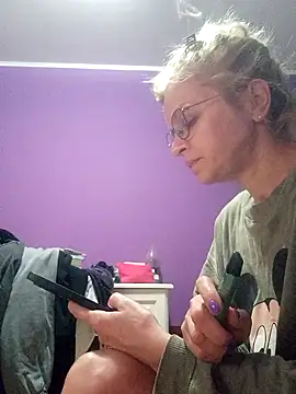 BritneyHudson online show from February 26, 2:11 am