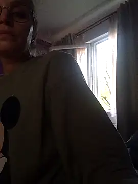 BritneyHudson online show from October 19, 3:04 pm