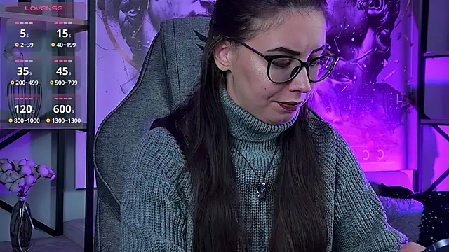 Snapshot of RitaSonnet chatting on October 5, 8:49 am RitaSonnet online show from October 5, 8:49 am