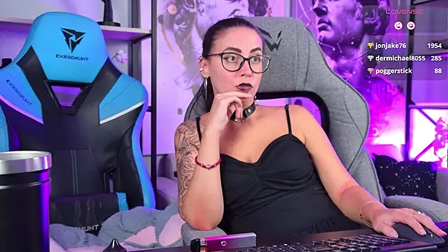 Snapshot of RitaSonnet chatting on September 21, 2:44 pm RitaSonnet online show from September 21, 2:44 pm