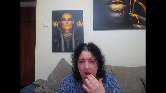maturekorine online show from May 25, 2:38 pm