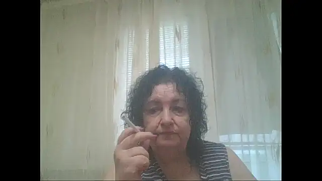 Snapshot of maturekorine chatting on June 22, 3:20 pm maturekorine online show from June 22, 3:20 pm