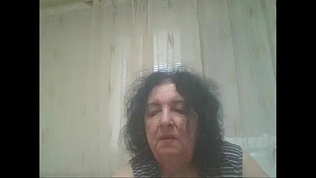 Snapshot of maturekorine chatting on June 20, 5:18 pm maturekorine online show from June 20, 5:18 pm