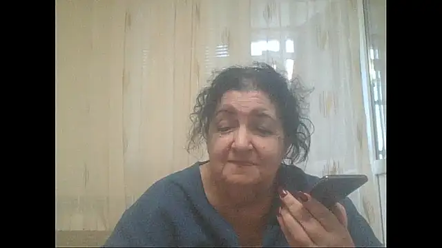 Snapshot of maturekorine chatting on June 3, 5:28 pm maturekorine online show from June 3, 5:28 pm