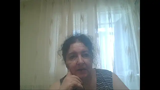 Snapshot of maturekorine chatting on June 21, 2:34 pm maturekorine online show from June 21, 2:34 pm