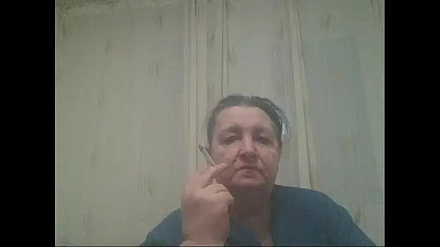 Snapshot of maturekorine chatting on December 27, 7:03 pm maturekorine online show from December 27, 7:03 pm