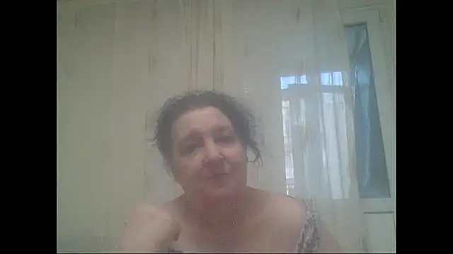 maturekorine online show from April 12, 4:43 pm