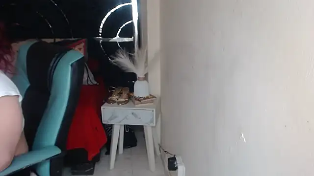 red moon 2 online show from November 12, 4:44 pm