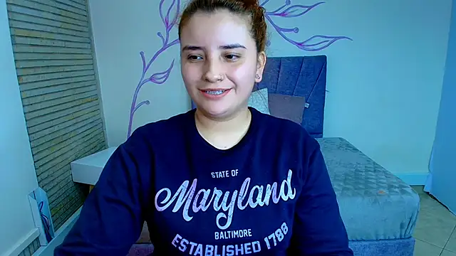 Snapshot of ZaraNolimits_ chatting on December 30, 6:16 pm ZaraNolimits online show from December 30, 6:16 pm