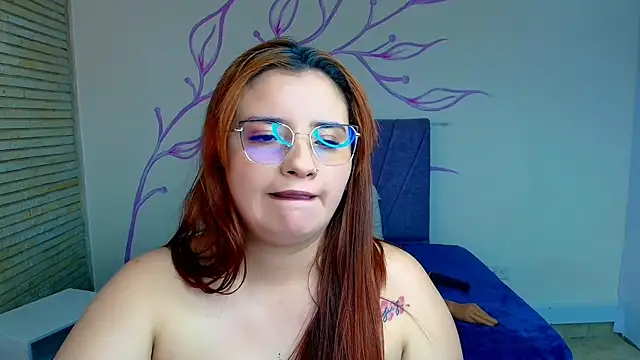 Snapshot of ZaraNolimits_ chatting on January 22, 5:49 pm ZaraNolimits online show from January 22, 5:49 pm