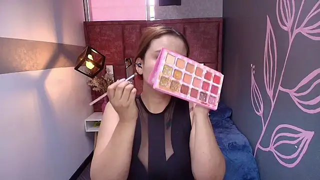 Snapshot of ZaraNolimits_ chatting on July 15, 1:07 pm ZaraNolimits online show from July 15, 1:07 pm