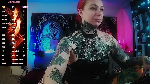 miss jenna lovee online show from April 24, 12:23 am