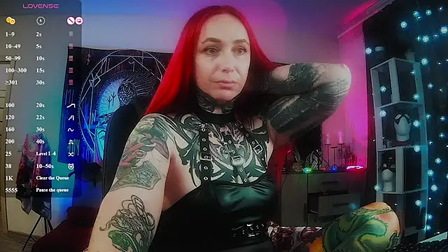 miss jenna lovee online show from May 3, 1:33 am