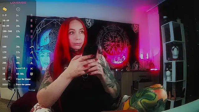 miss jenna lovee online show from May 4, 11:18 pm