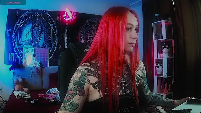 miss jenna lovee online show from April 4, 1:56 am