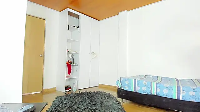 sexynicolqueen online show from January 16, 10:03 pm