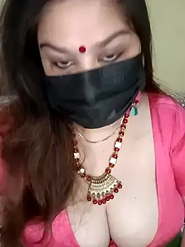 Snapshot of Rupaleesexy chatting on December 6, 9:48 am Rupaleesexy online show from December 6, 9:48 am