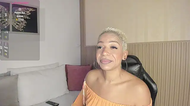 summer night  online show from November 15, 12:09 pm