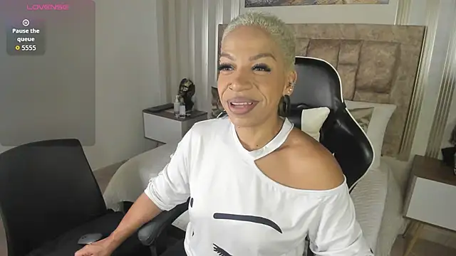 summer night  online show from February 11, 11:54 am