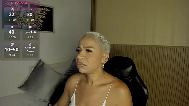 summer night  online show from April 8, 11:33 am