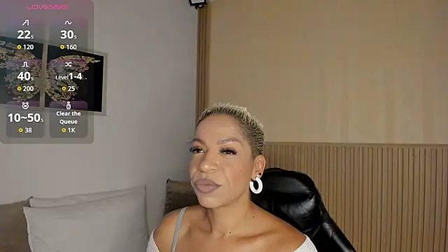 summer night  online show from March 28, 12:06 pm