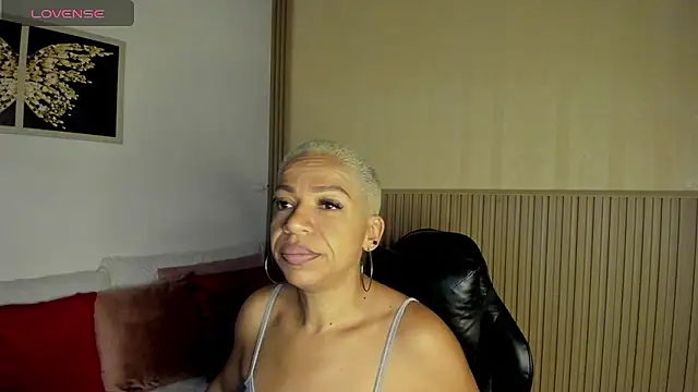 summer night  online show from January 18, 1:58 pm