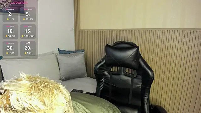 summer night  online show from November 7, 11:59 am