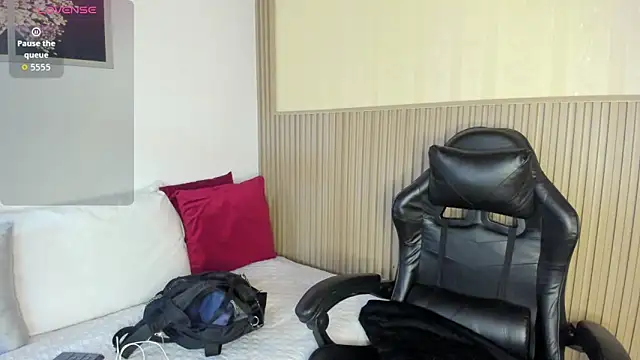 Snapshot of summer_night_ chatting on September 16, 11:22 am summer night online show from September 16, 11:22 am