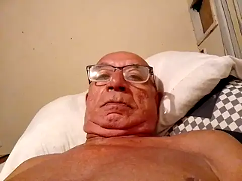 Snapshot of sincuenton24cmts chatting on December 5, 1:27 am sincuenton24cmts online show from December 5, 1:27 am