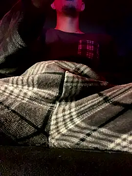 Snapshot of zeclex2 chatting on January 5, 11:19 pm zeclex2 online show from January 5, 11:19 pm