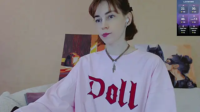 Amina Barbarian online show from March 24, 9:31 am