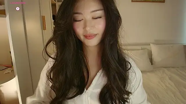 tenderlybaee online show from October 17, 4:16 am