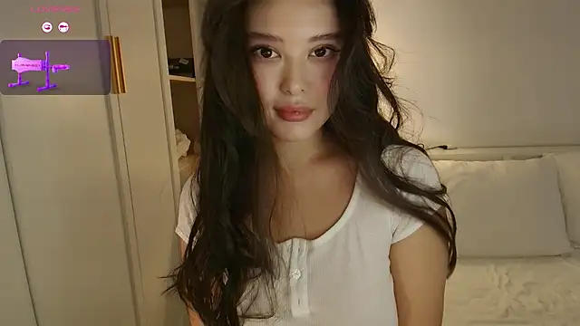 tenderlybaee online show from September 26, 4:19 am