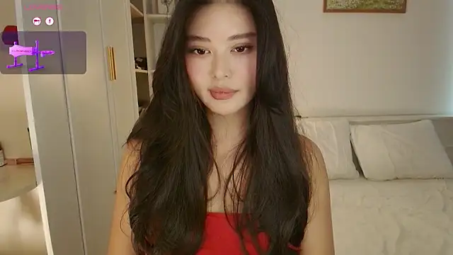 tenderlybaee online show from October 6, 4:24 am