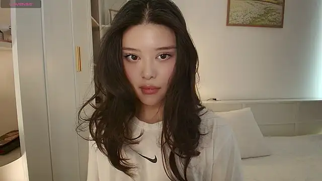 tenderlybaee online show from December 22, 4:23 am