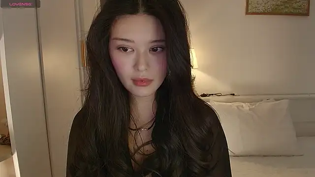 tenderlybaee online show from November 15, 5:00 am