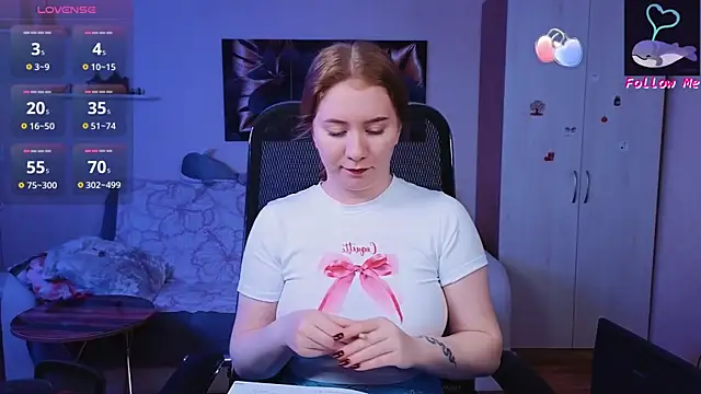 D0nna  online show from September 29, 9:09 pm