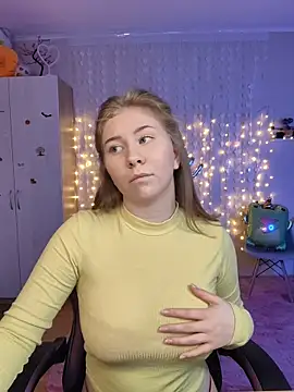 D0nna  online show from February 20, 11:39 pm