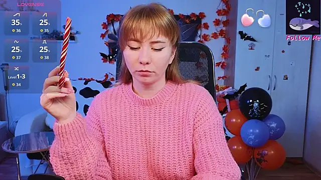 Snapshot of D0nna_ chatting on November 3, 7:39 pm D0nna online show from November 3, 7:39 pm